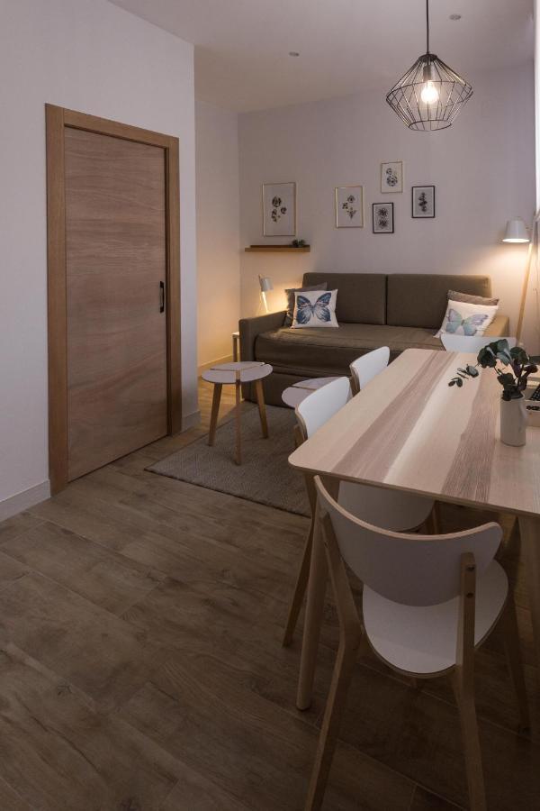 Tria Nomina Apartamentos Turisticos Mérida Exteriör bild