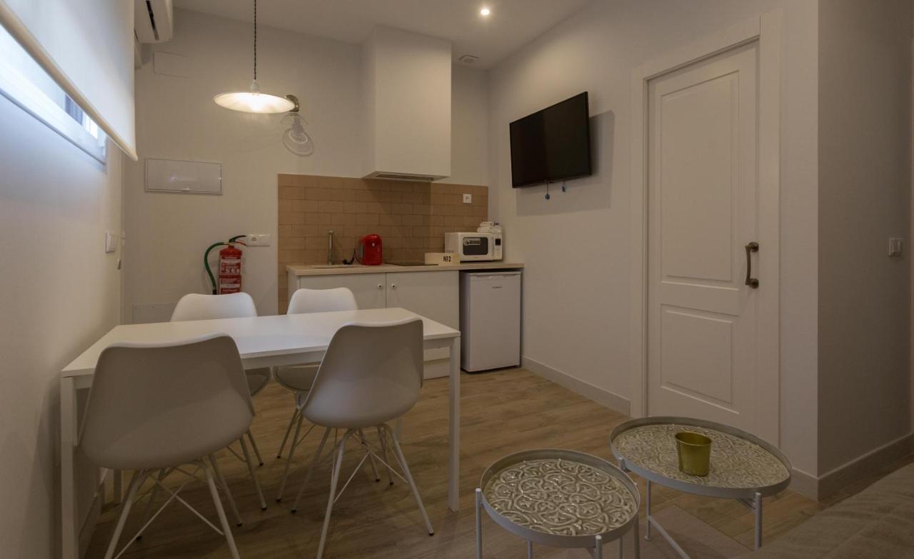 Tria Nomina Apartamentos Turisticos Mérida Exteriör bild
