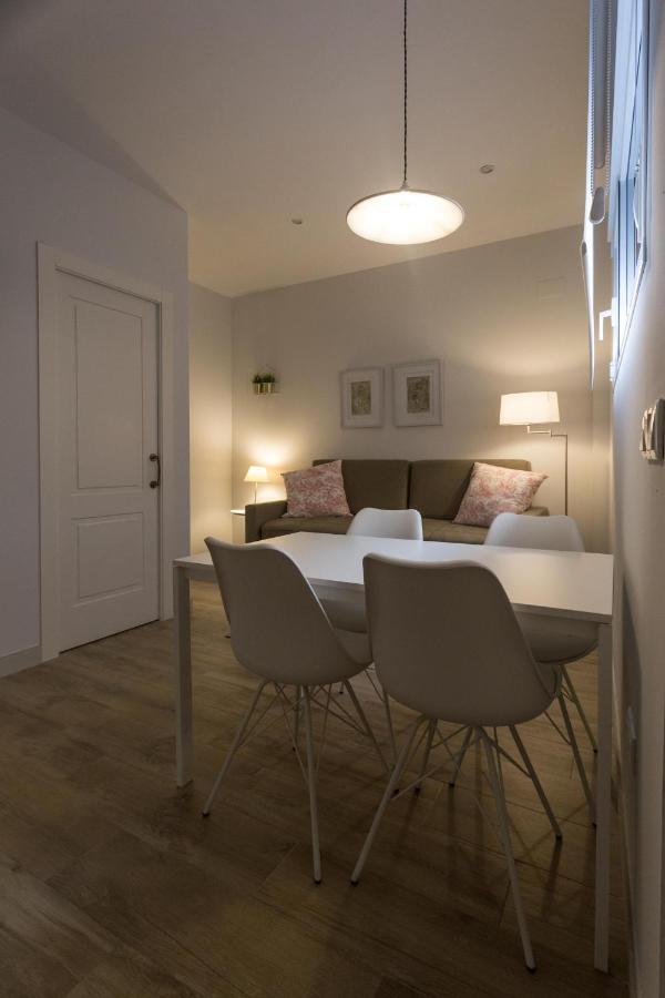 Tria Nomina Apartamentos Turisticos Mérida Exteriör bild